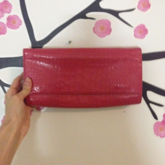 Lodis leather pink clutch