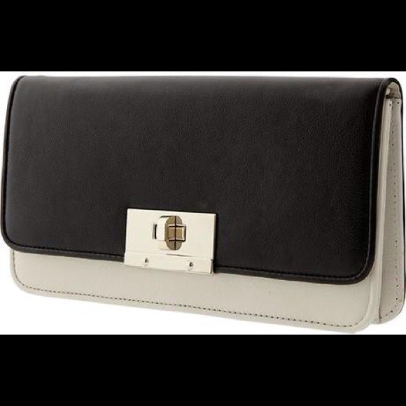 Banana Republic Other - Banana Republic Mad Men collectn clutch -❌reduced