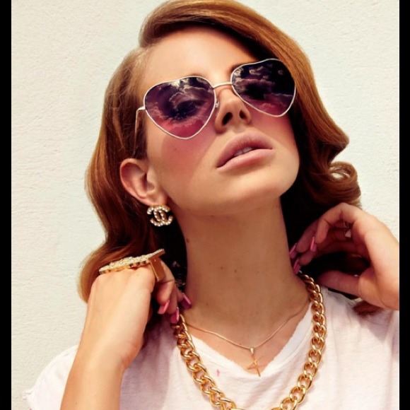 Heart Shaped Sunnies - Picture 2 of 3