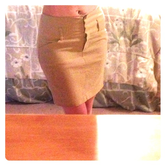 *** SOLD *** Kahki Pencil Skirt