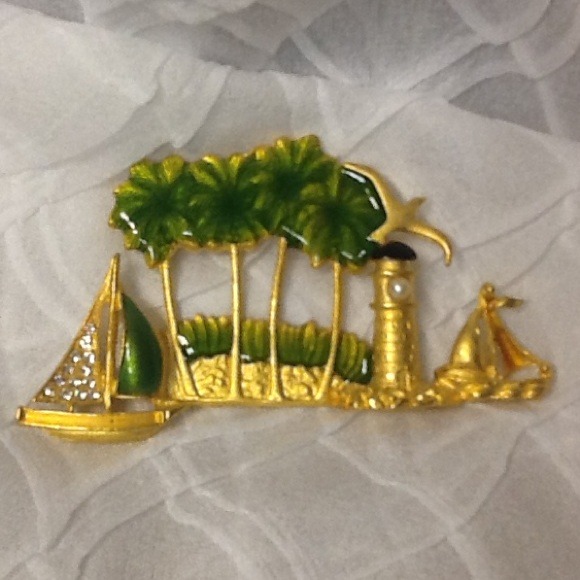 Coastal Escape Pin/Broach