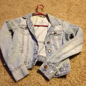 American Eagle light blue jean jacket