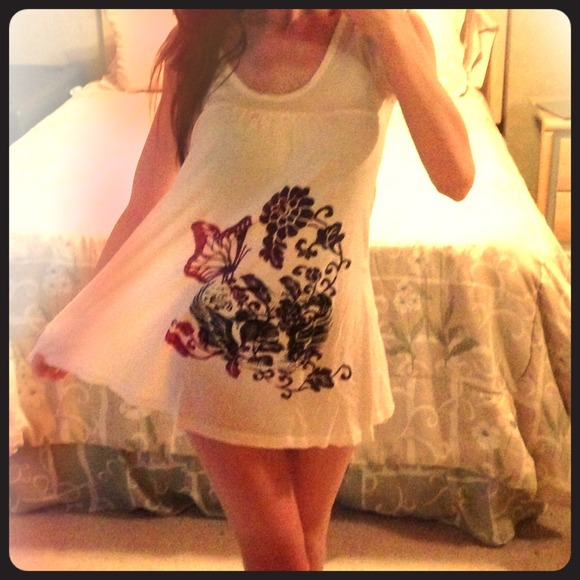 ** SOLD ** Top or Nightshirt from Saks Fifth Ave