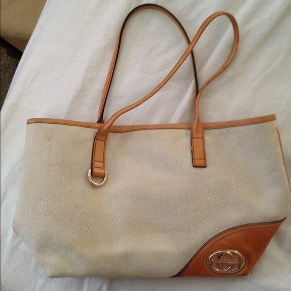 ✨Traded✨Authentic Gucci shoulder bag. Good cond