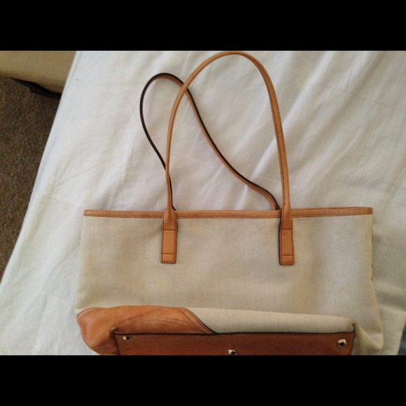 ✨Traded✨Authentic Gucci shoulder bag. Good cond - Picture 2 of 4