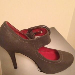 7.5 Mary Janes, Gray color High heels