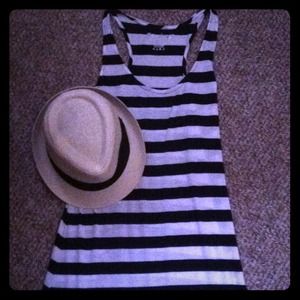 🚫Sold🚫 in bundle stripped maxi dress!