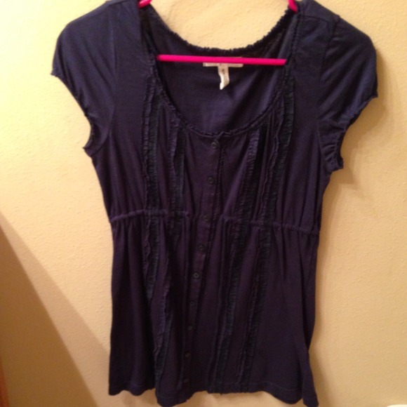❌SOLD❌Navy blue top!