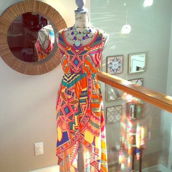 Flying Tomato Hi-LO dress