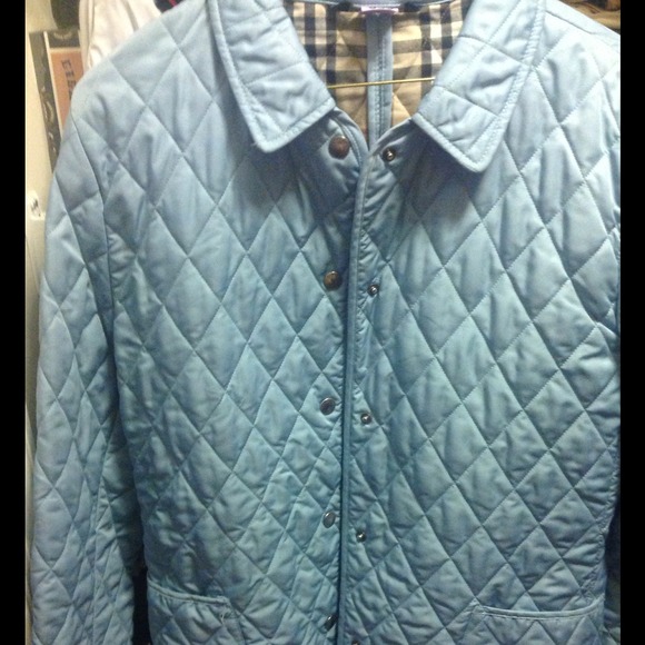 Burberry Jackets & Blazers - GONE🎉BURBERRY QUILTED JACKET SMALL