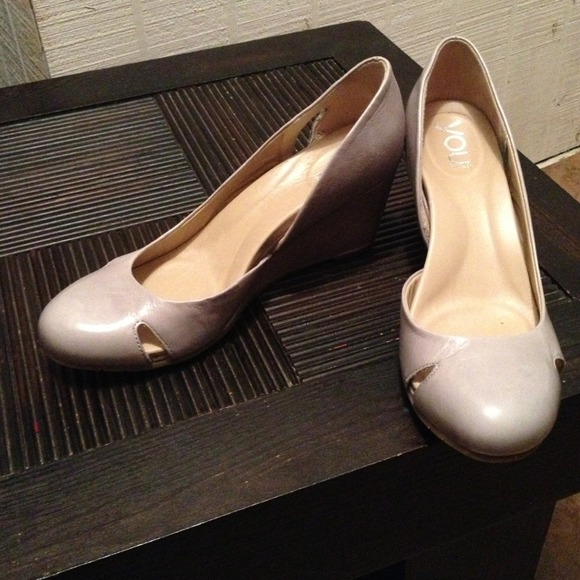 🔴Sold🔴You by crocks soft leather size 7