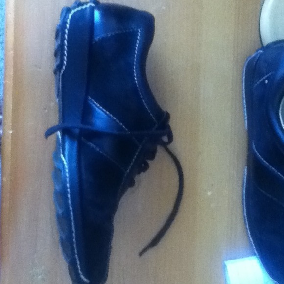 Black dress shoes - Picture 2 of 2
