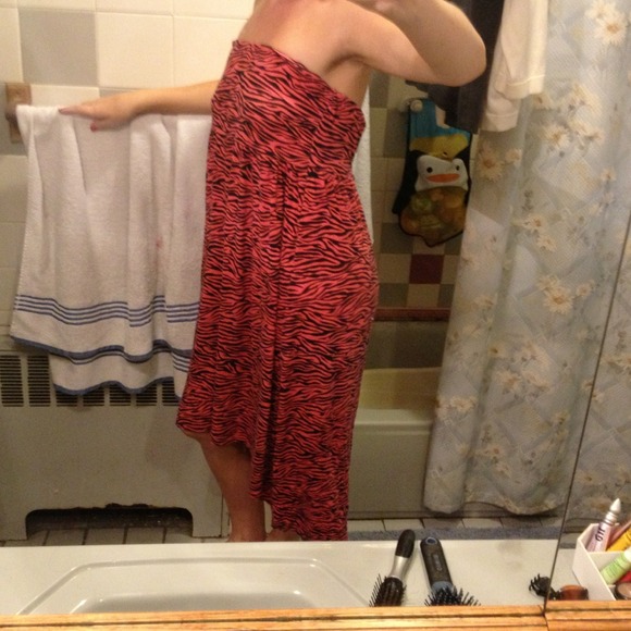 Hi low pink zebra dress - Picture 2 of 3