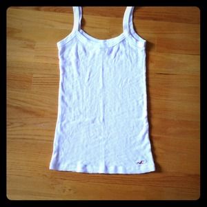 White hollister tank