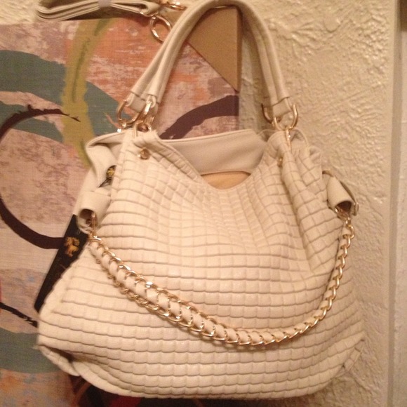 💢SOLD ON EBAY💢Lionel Carissa Handbag