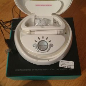 Nu Brilliance in home Microdermabrasion kit