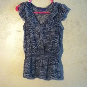 Black and grey zebra chiffon shirt 🎀