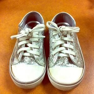Kenneth cole little girls shoes