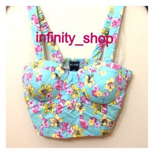 🚫sold🚫💥On sale💥🌺Floral bustier top🌺