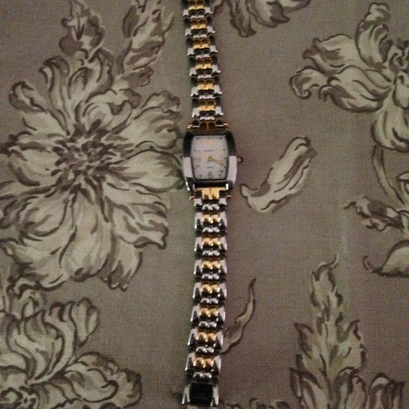 Krug-Baumen two toned watch **REDUCED** - Picture 3 of 4