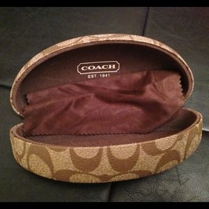 Coach shades case!!! Beautiful and big