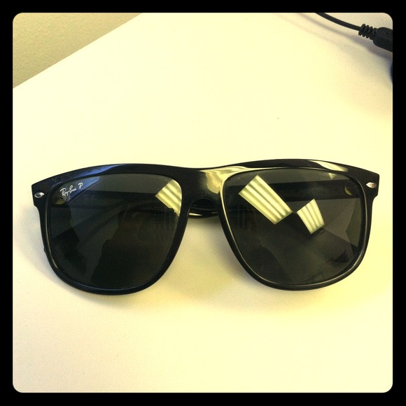 Ray Ban Sunglasses RB4147