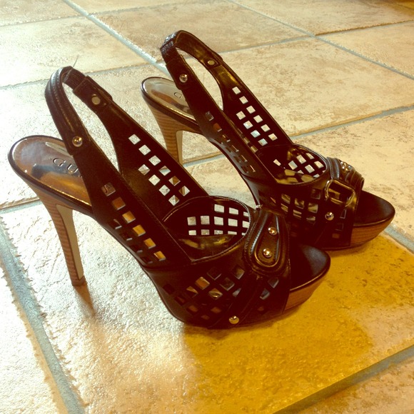 On hold for trade Guess Black Heels