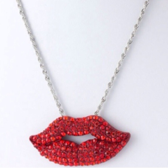 💋LIPS Neckace Bling Bling💋