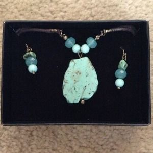 Rock necklace and matching Earrings