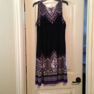 Apt 9 size large dress.