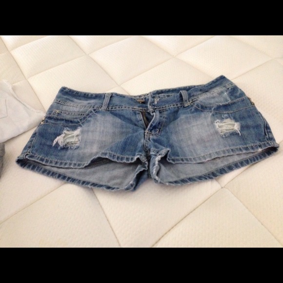very cute vanity shorts