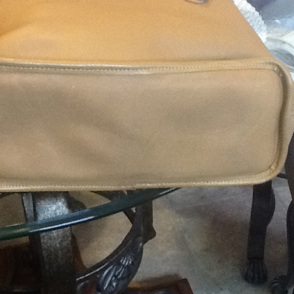 Coach bag( vintage) authentic SOLD!!! - Picture 2 of 4