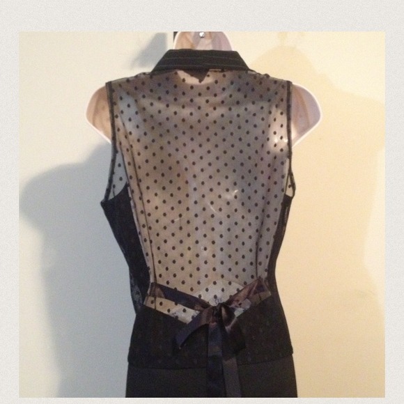 Nikki Mac pin stripe /lace vest. L:22". B:34". - Picture 3 of 4