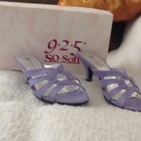 Sandals - Picture 3 of 3