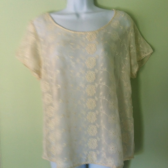 Lucky Brand Lace T