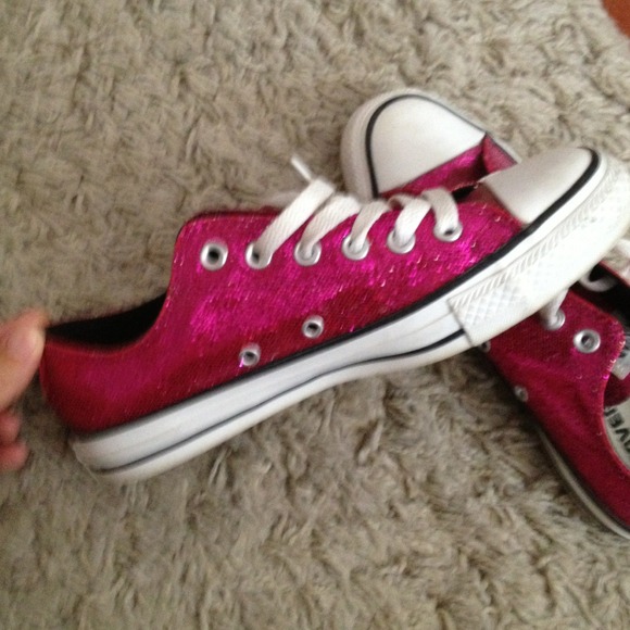 hot pink glitter converse