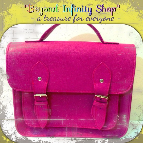 🚫Sold in a bundle🚫Flash Sale!🌺Plain satchel 11"