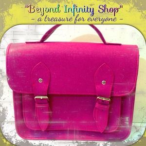 🚫Sold in a bundle🚫Flash Sale!🌺Plain satchel 11"