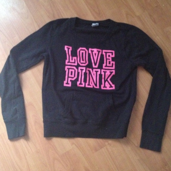🚫TRADED🚫VS Black Sweatshirt🎀W/@loveyoukisses🎀