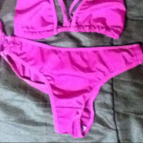 NWOT Halter Top Bikini Set - Picture 3 of 4
