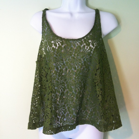 BUNDLED Green lace tank