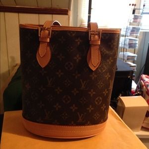 Inspired Louis Vuitton