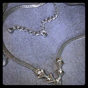 🌹Vintage Avon necklace🌹