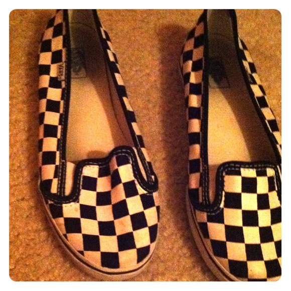 Black and whit checkered vans