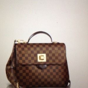 LV purse