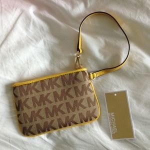 Reduced! NWT Authentic Michael Kors