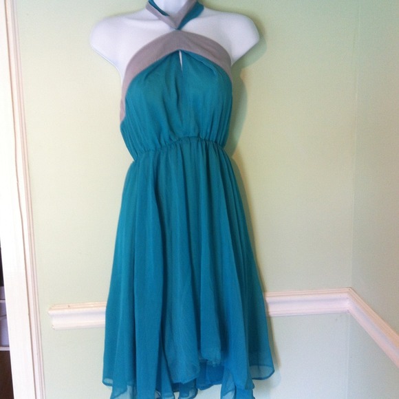 🚫BUNDLED 🚫NWT teal and grey halter dress