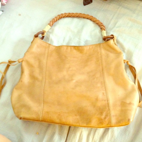 💥SOLD💥 Tan Banana Republic Purse!