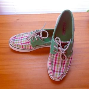 Sperry Top-sider canvas slip ons