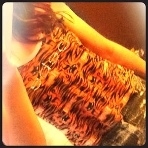 Orange and black bebe tank top with cats